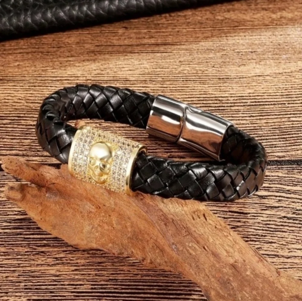 N/A black pu